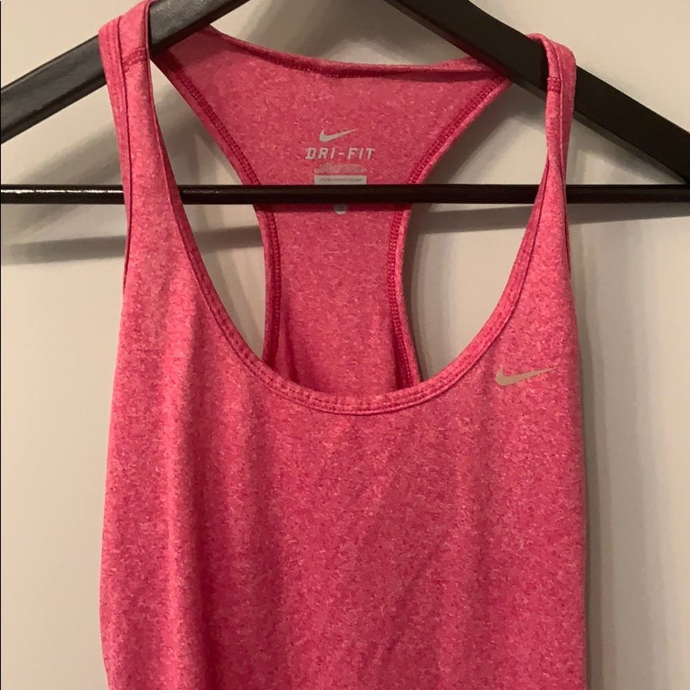 Dri -Fit Nike Small pink top
